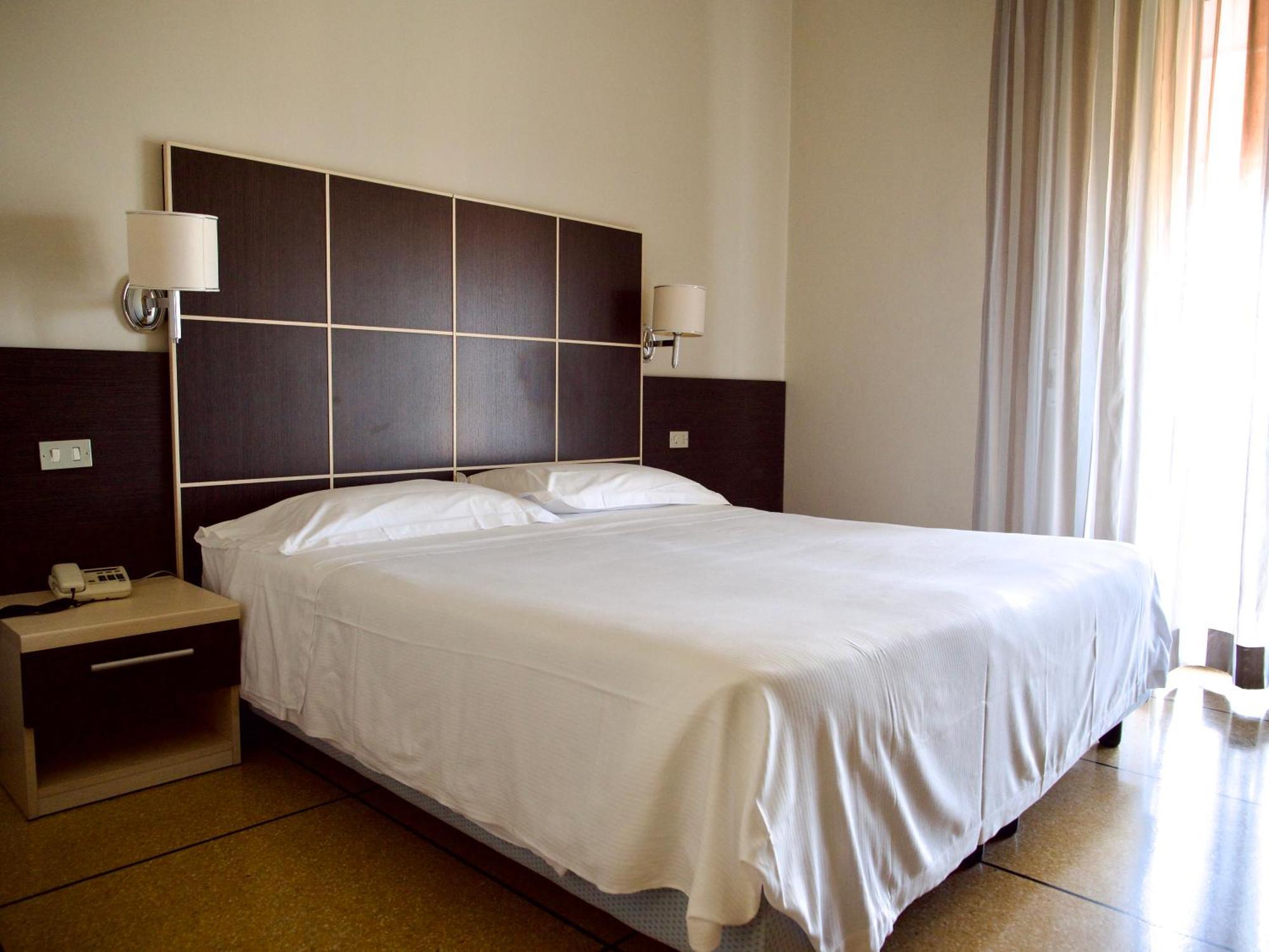 Hotel Mediterraneo كافي دي لافانيا المظهر الخارجي الصورة