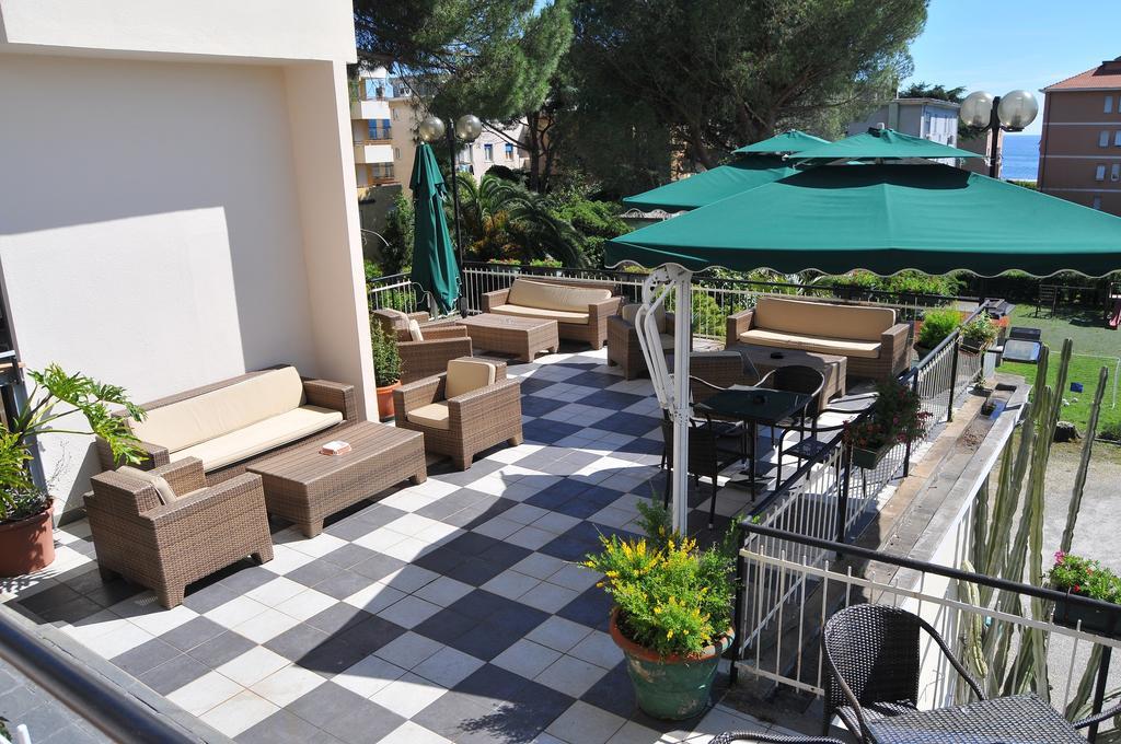 Hotel Mediterraneo كافي دي لافانيا المظهر الخارجي الصورة