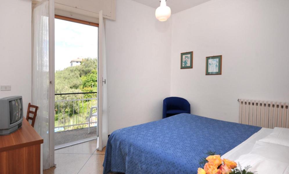 Hotel Mediterraneo كافي دي لافانيا الغرفة الصورة