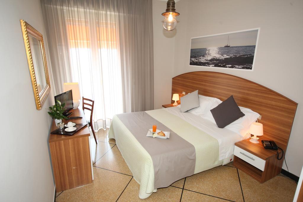 Hotel Mediterraneo كافي دي لافانيا المظهر الخارجي الصورة