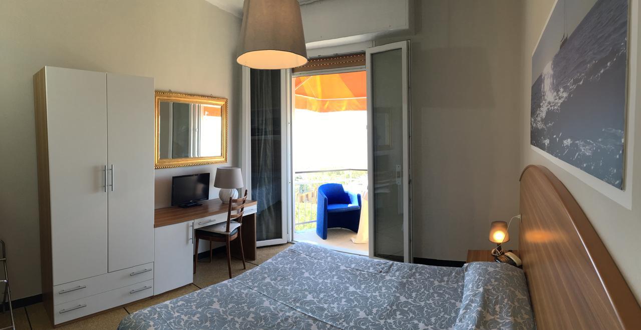 Hotel Mediterraneo كافي دي لافانيا المظهر الخارجي الصورة